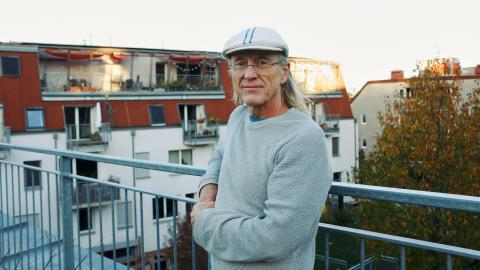 Architekt Ralf Aydt bei der Überbauung «die Mauerseglerei» in Liesing